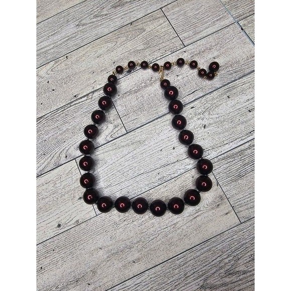 Vintage 10mm Faux Rich Chocolate Pearl Necklace 14"L + 5"Extender - Picture 4 of 4